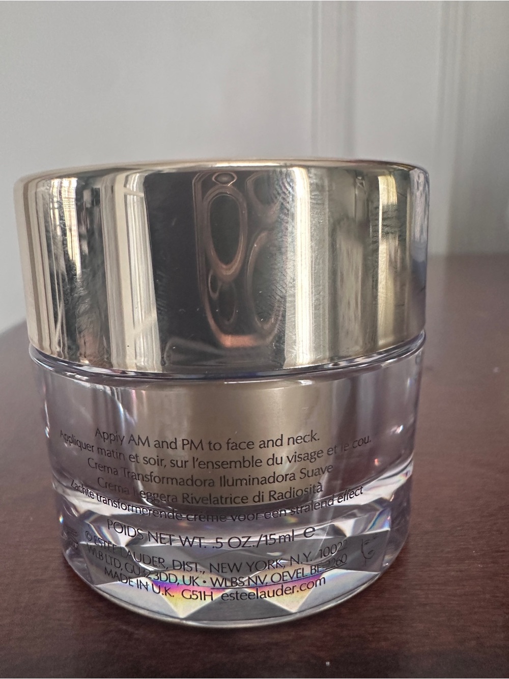 Estee Lauder Re-Nutriv Ultimate Diamond Transformative Brilliance Creme - 15ml - Picture 2 of 2